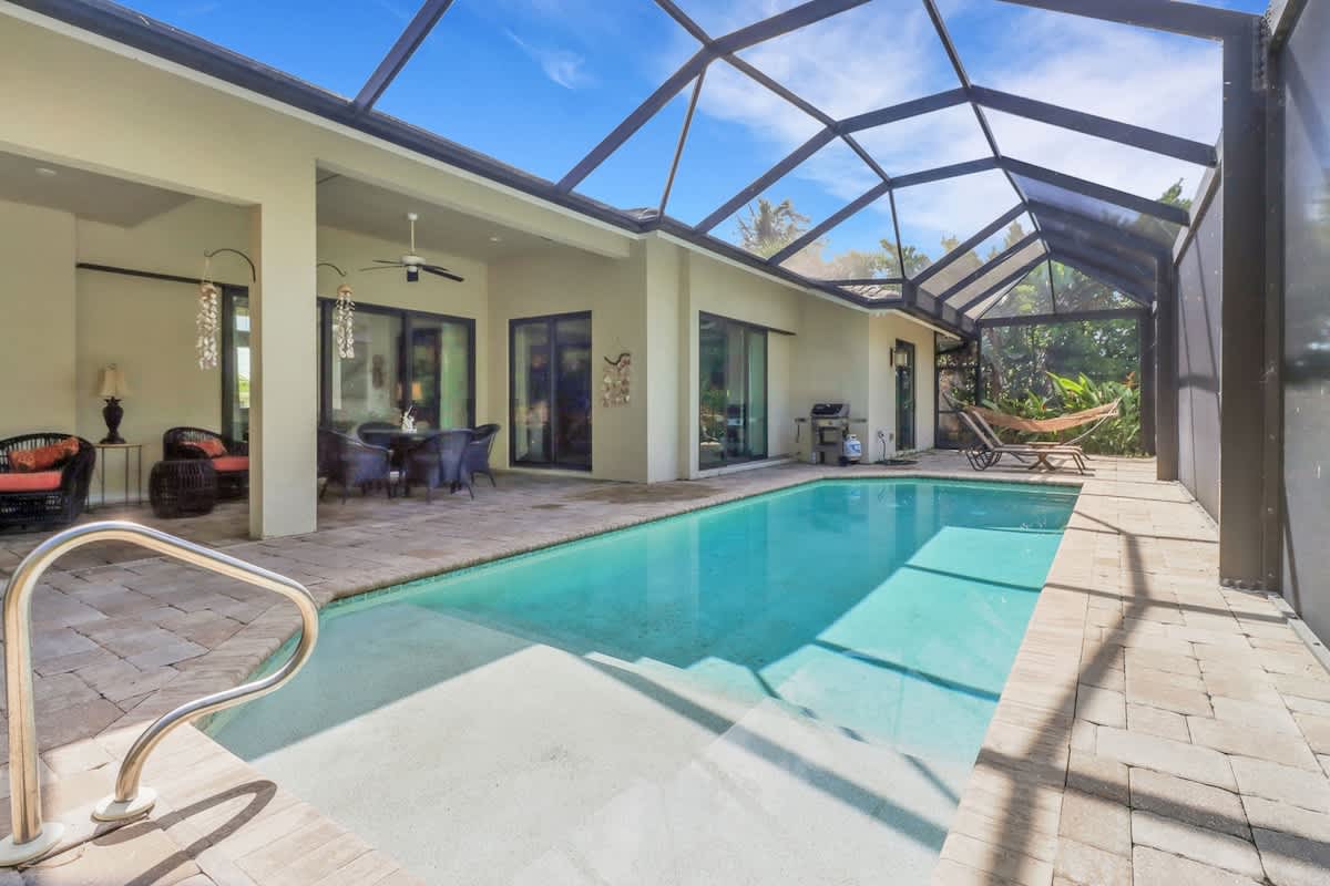Gorgeous 4BD 2.5BTH Home with Private Pool — Marco Island, FL — vacation rental