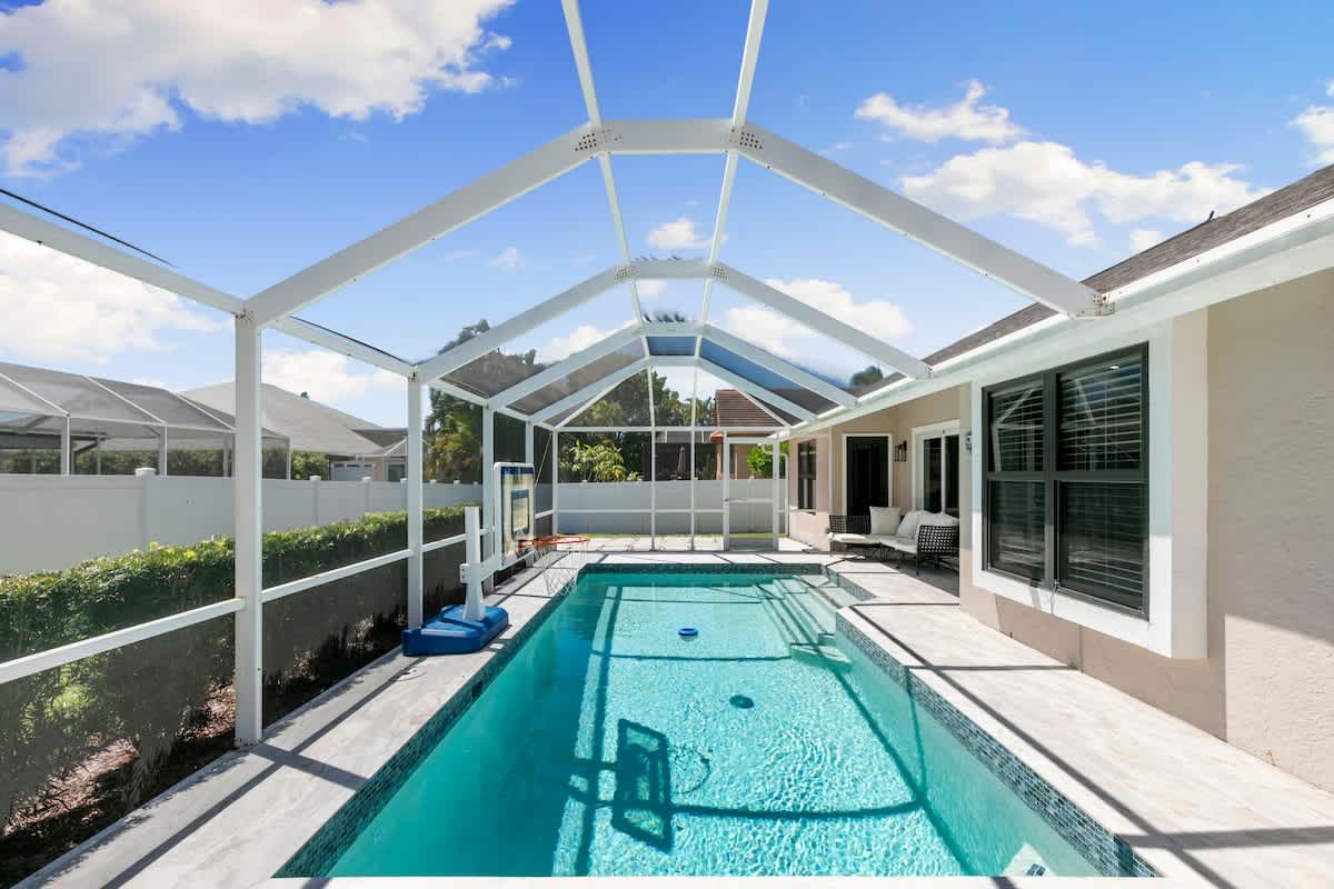 Island Beach Home - Heated Pool, Spa & Sauna — Marco Island, FL — vacation rental