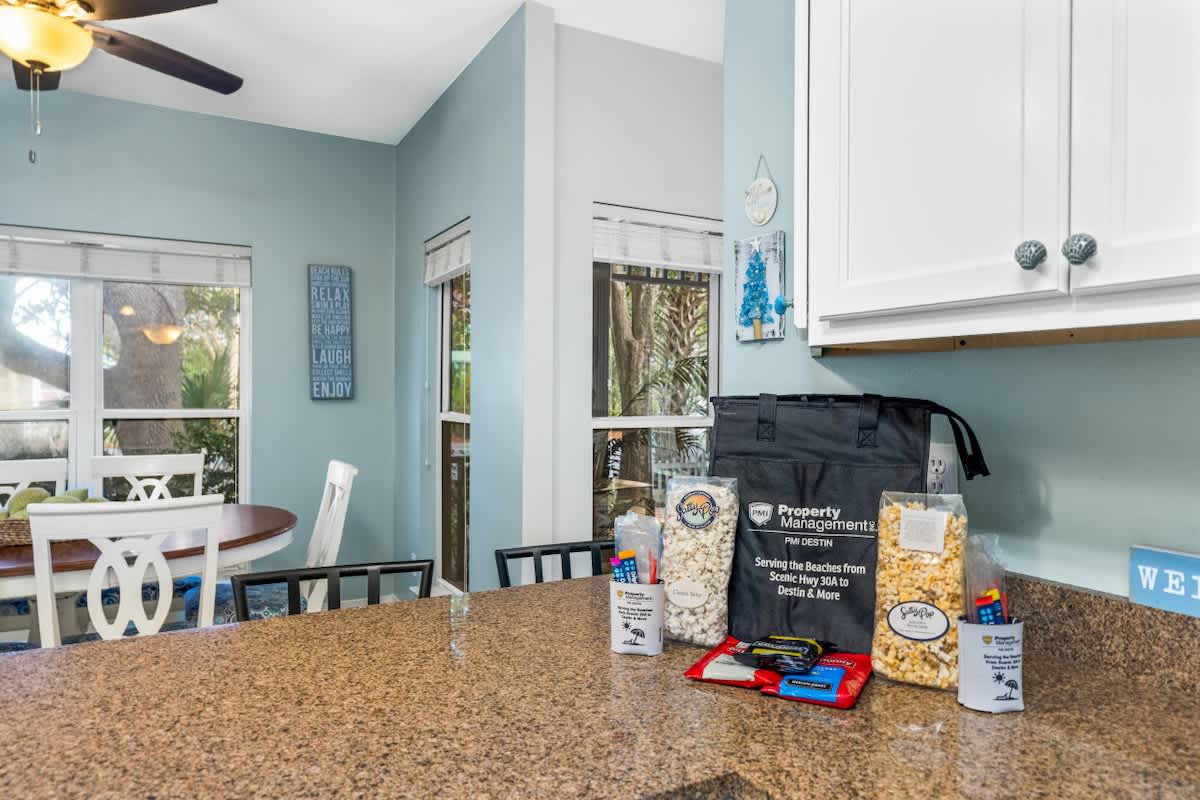 3 Min to Beach | Private Pool & Outdoor Kitchen - Picture 19