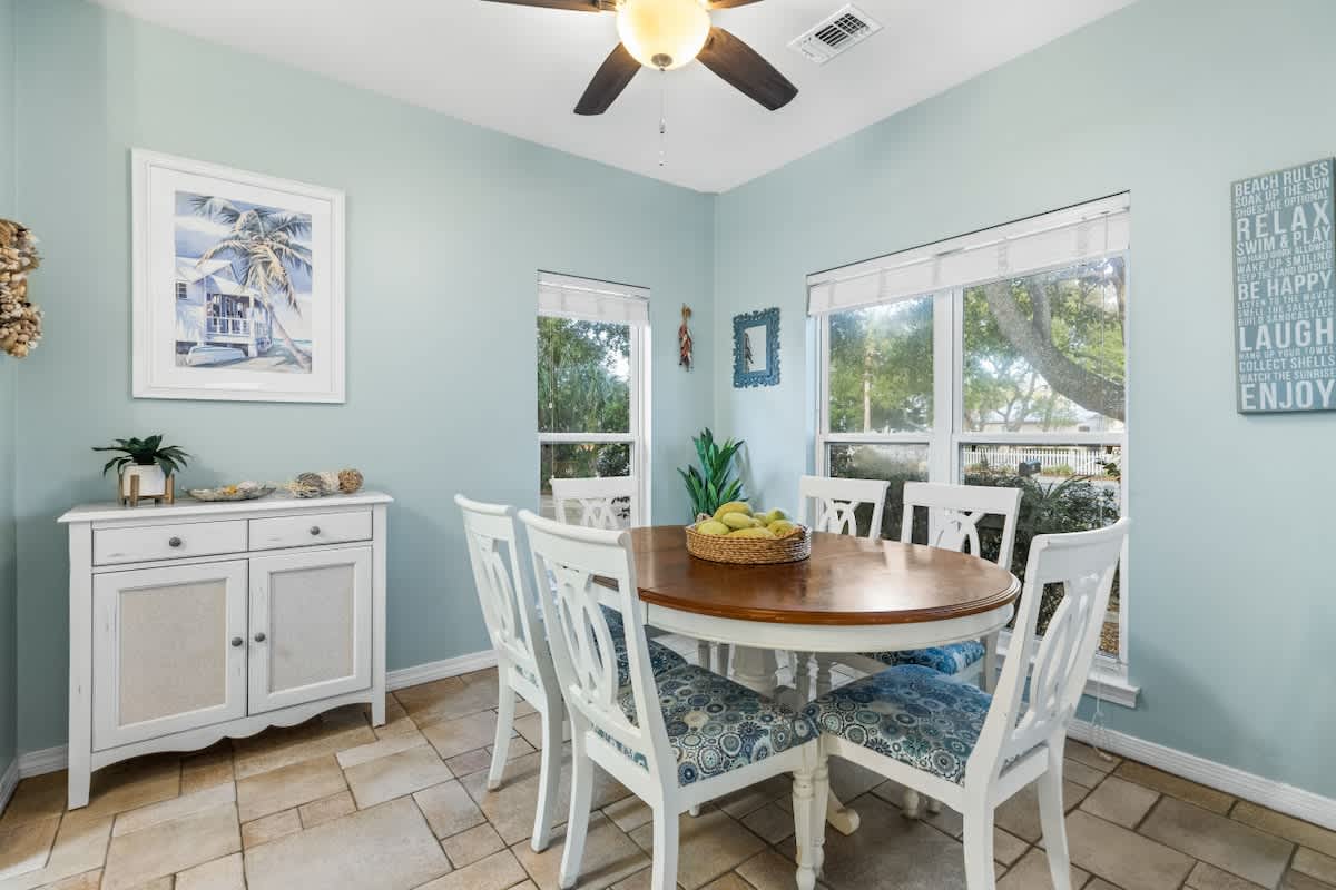 3 Min to Beach | Private Pool & Outdoor Kitchen - Picture 20