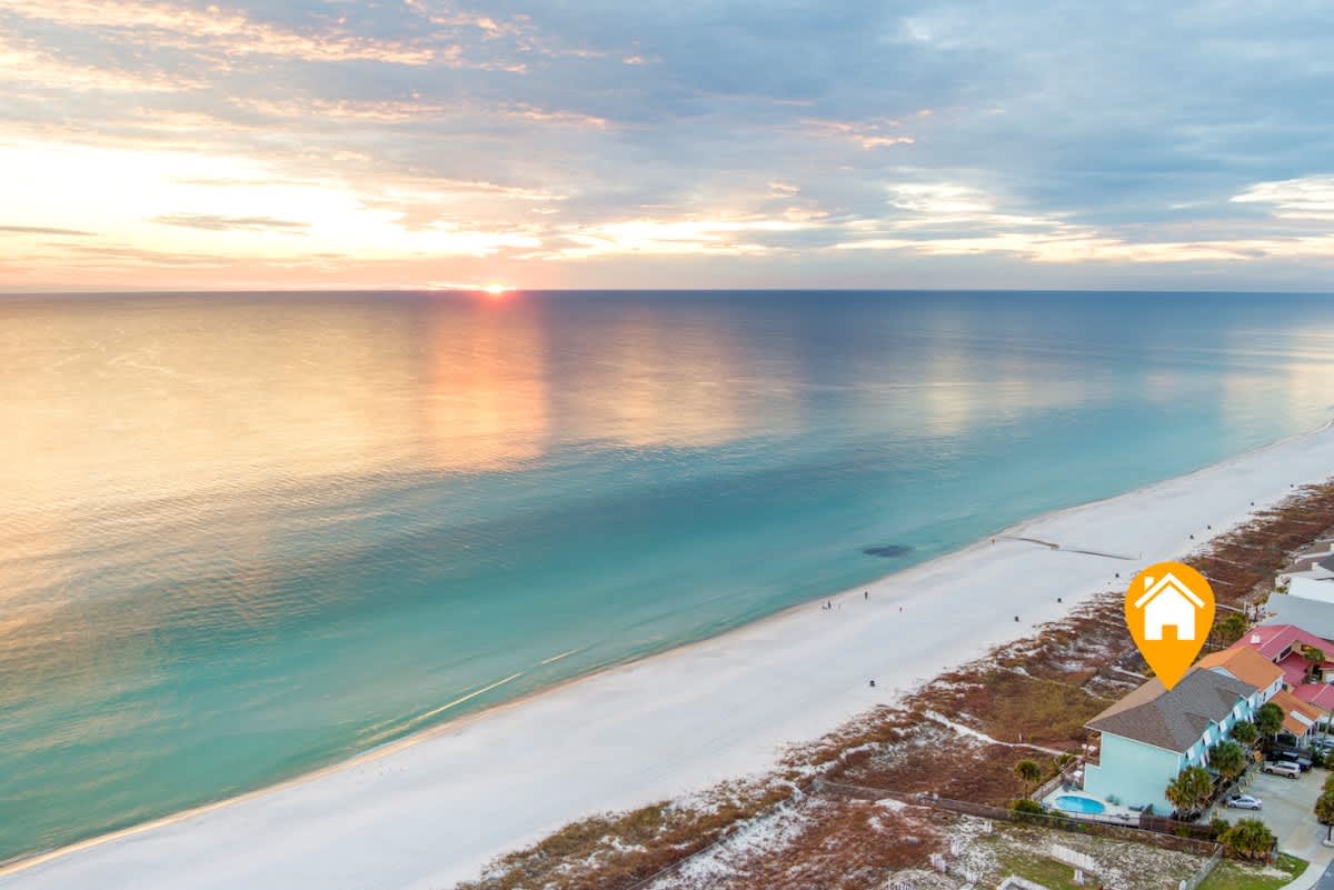 Beachfront, Pool, Amazing Views, and Sleeps 14