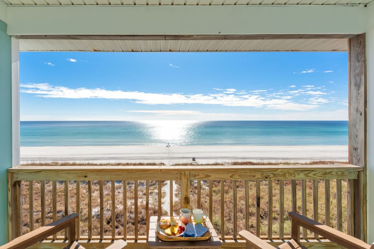 Beachfront, Pool, Amazing Views, and Sleeps 14