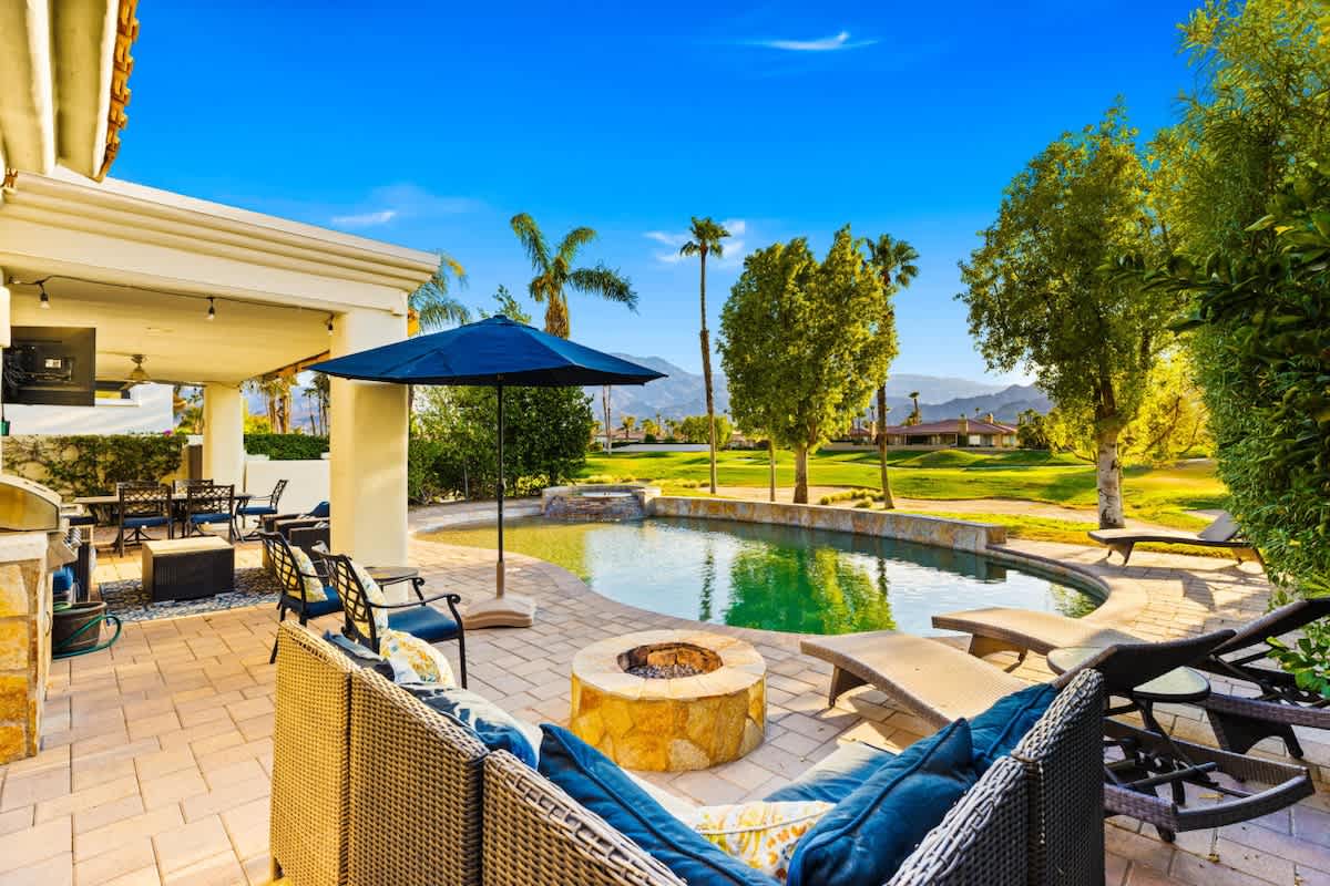 La Quinta Golf Retreat Pool Spa Kitchen — La Quinta, CA — vacation rental