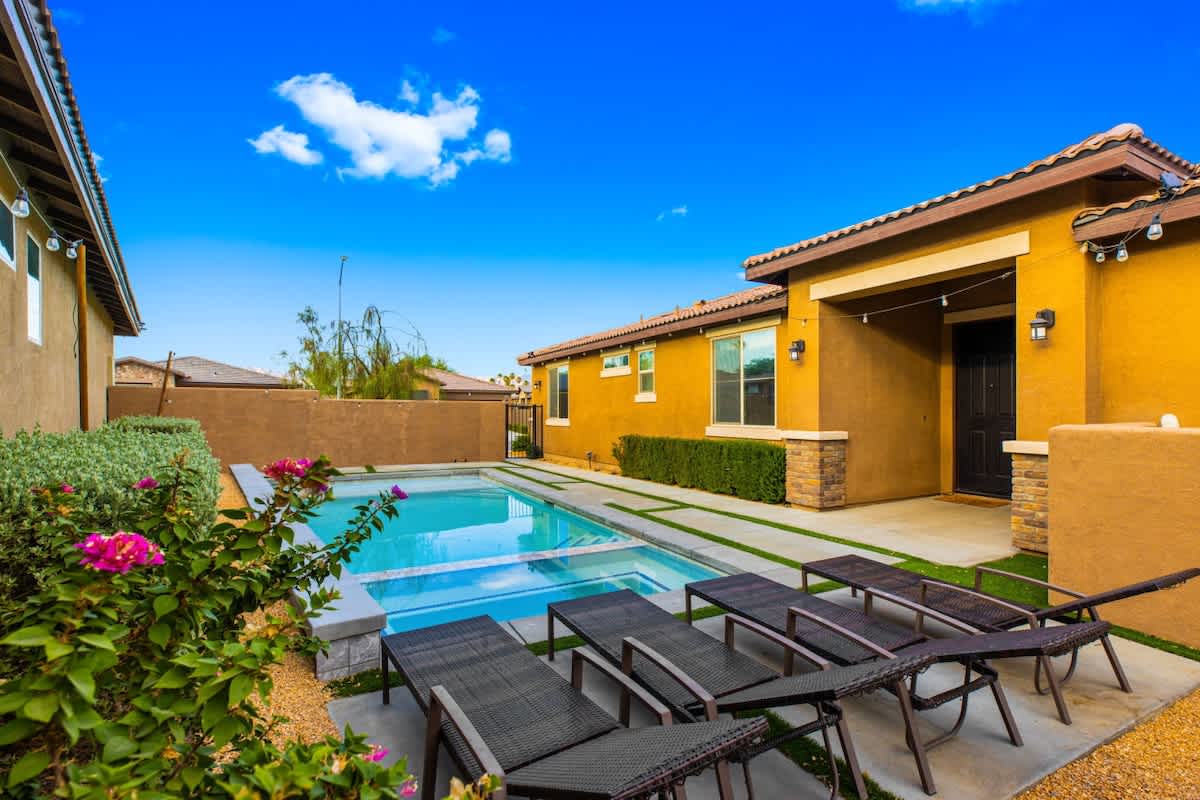 Chic Indio Resort Home w Pool, Spa & Golf Views — Indio, CA — vacation rental