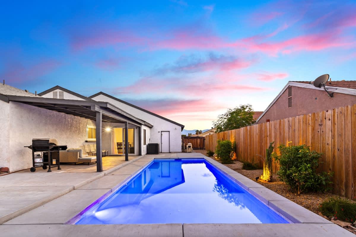 Family Retreat with Pool, Putting Green & BBQ — Indio, CA — vacation rental