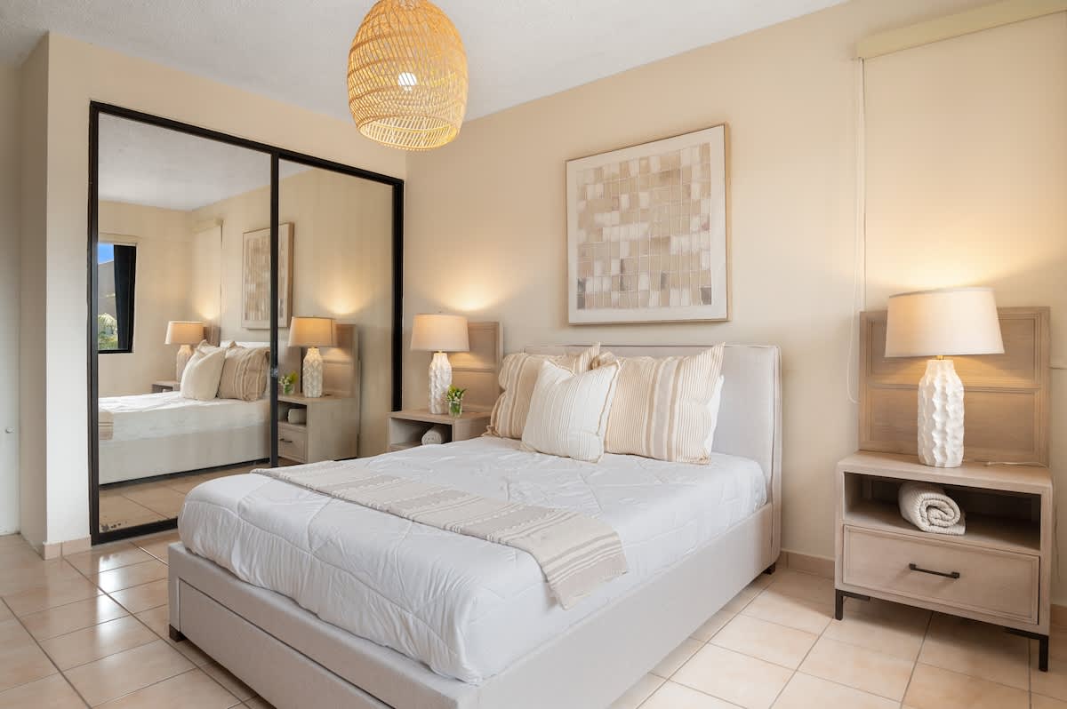 Beachfront Paradise | 2BR Crescent Beach | Seaside