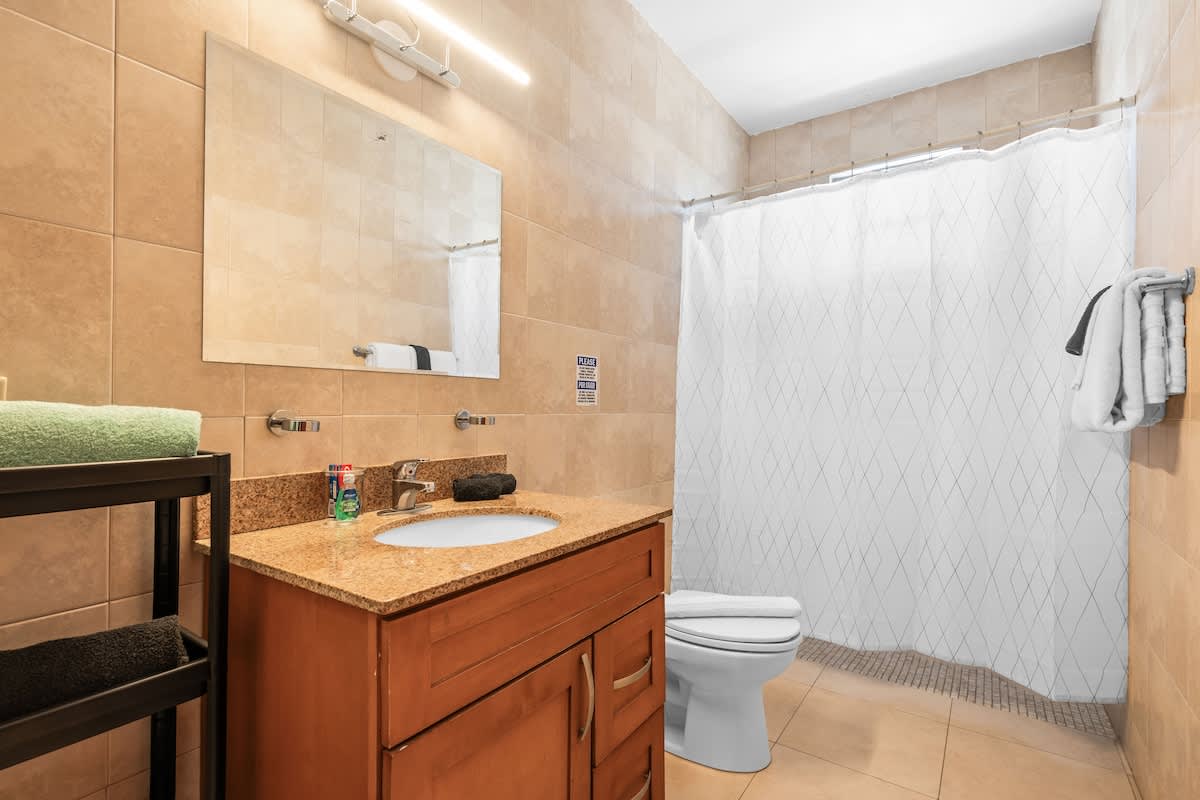 Beach Rental in Ocean Park with Free Parking