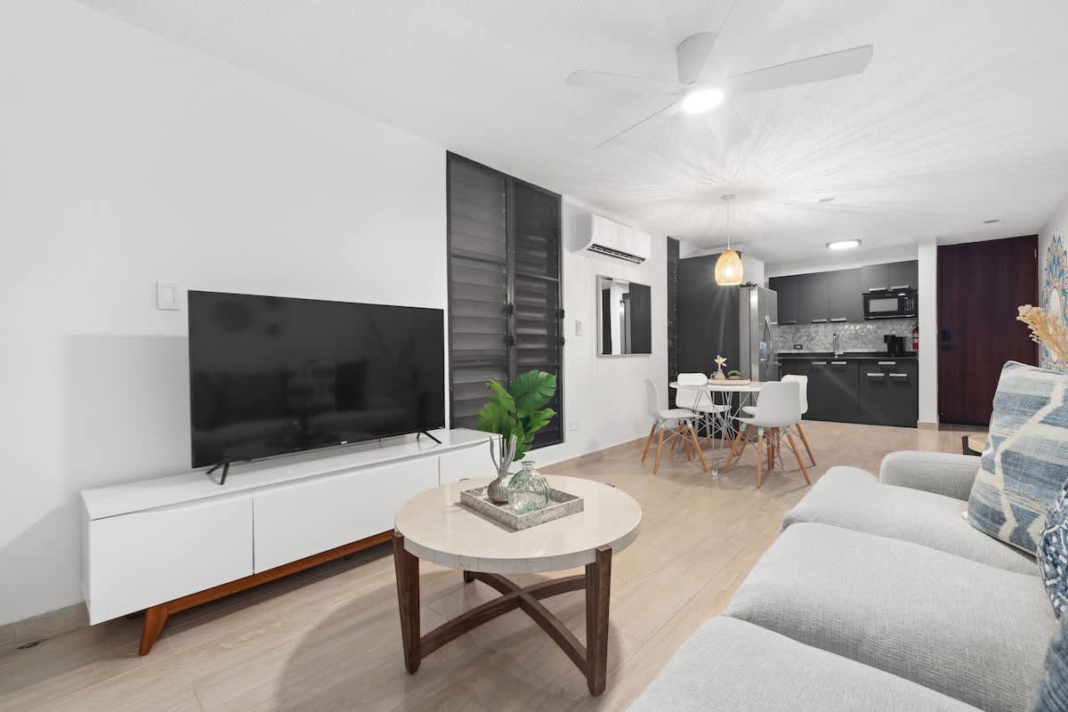 Steps Of Condado Beach | With Parking 3