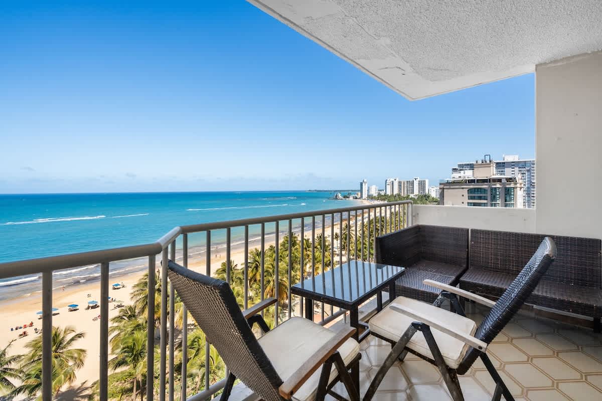 Oceanfront | Terrace | Communal Pool | AC