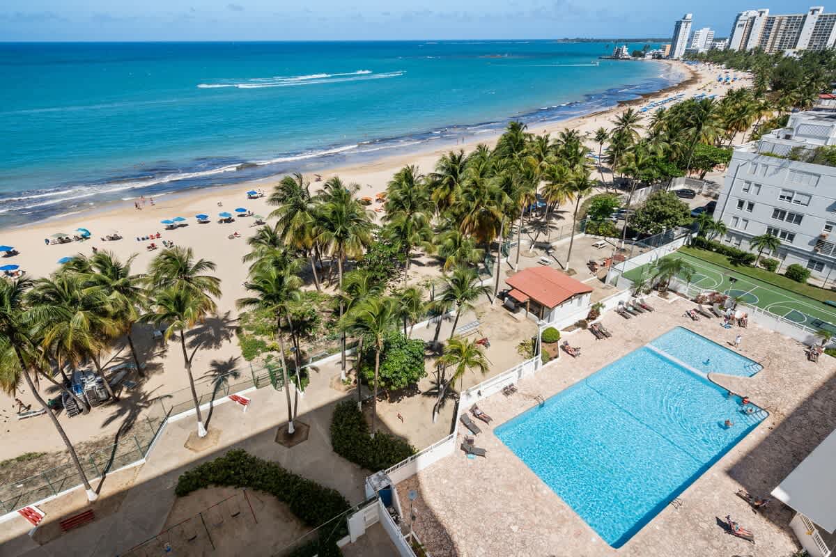 Oceanfront | Terrace | Communal Pool | AC