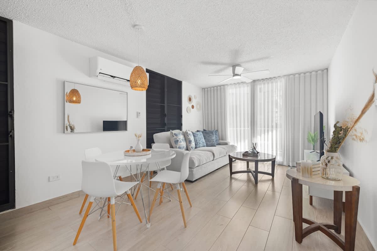 Private Balcony | Welcomes Pets | On-Site Parking 4