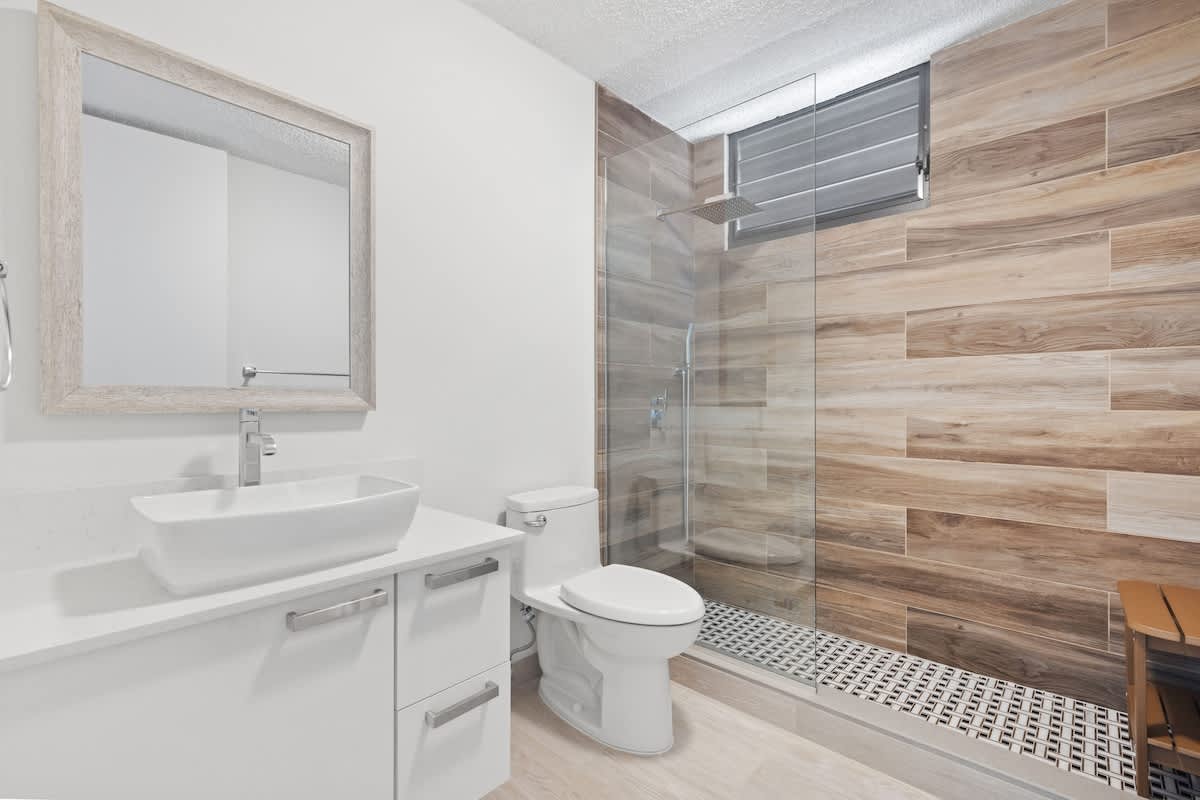 Private Balcony | Welcomes Pets | On-Site Parking 3