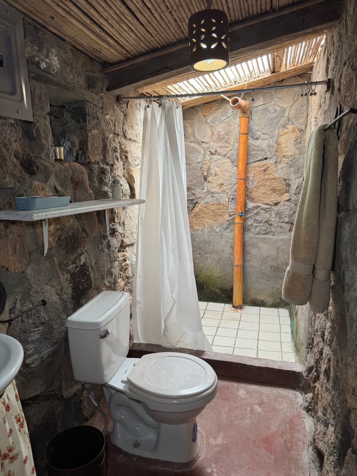 Good Energy Volcanic Villa | Near Beaches & Rio