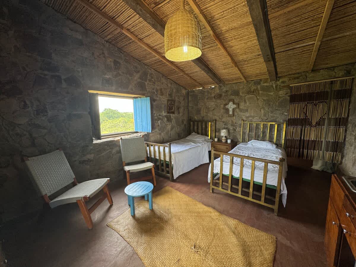 Good Energy Volcanic Villa | Near Beaches & Rio