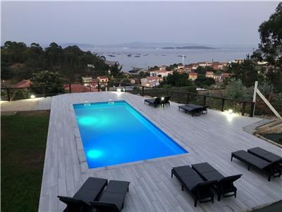  with pool and sea views