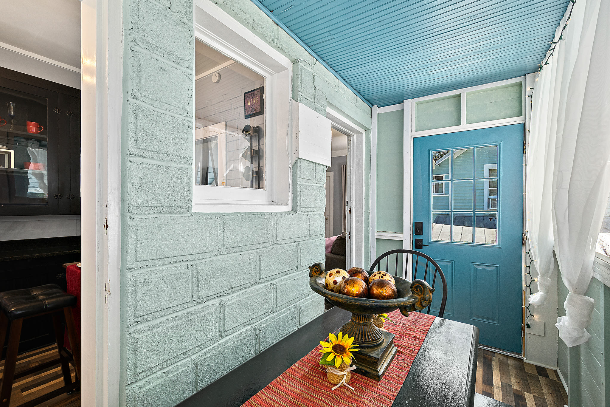 Casa Bella - Chic Apt- Steps to Historic District! — photo 13