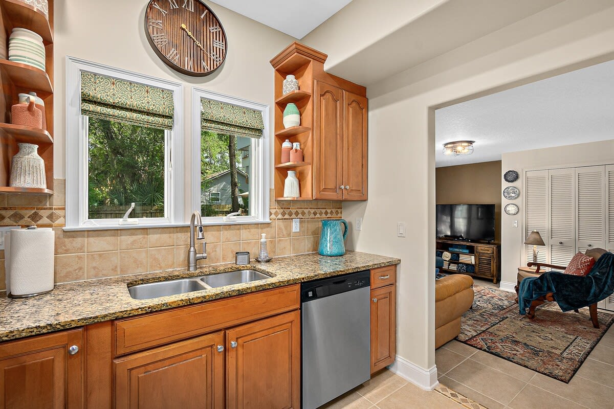 Casa DeSoto - Luxury Downtown Oasis — photo 15