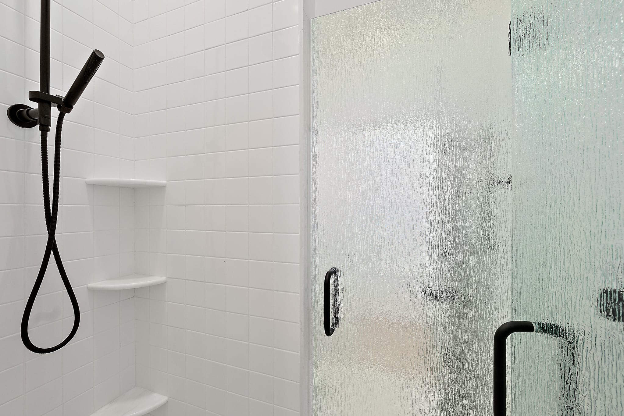 Haven Tiny House - Pool - Walk to Downtown! — photo 16