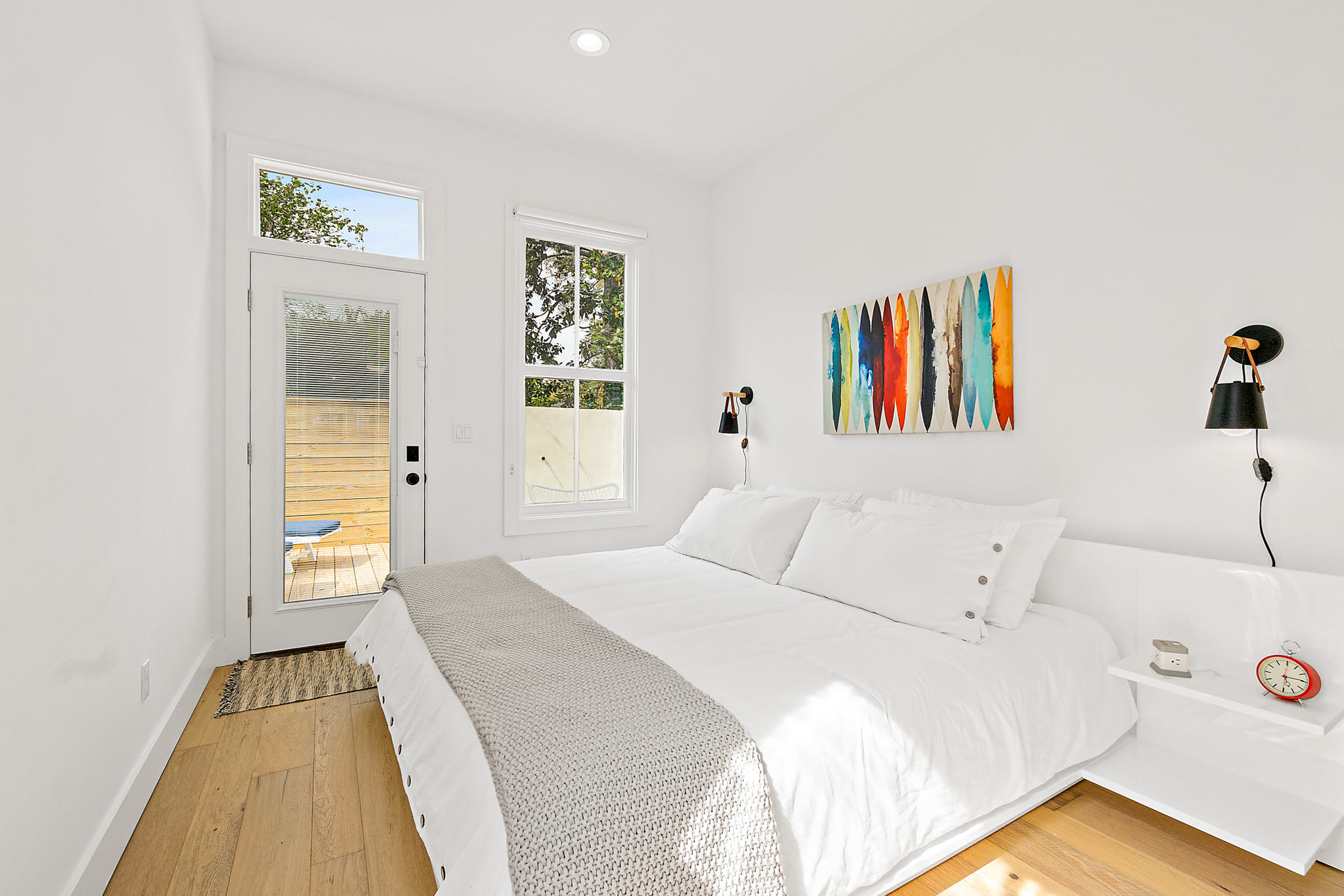 Haven Tiny House - Pool - Walk to Downtown! — photo 17