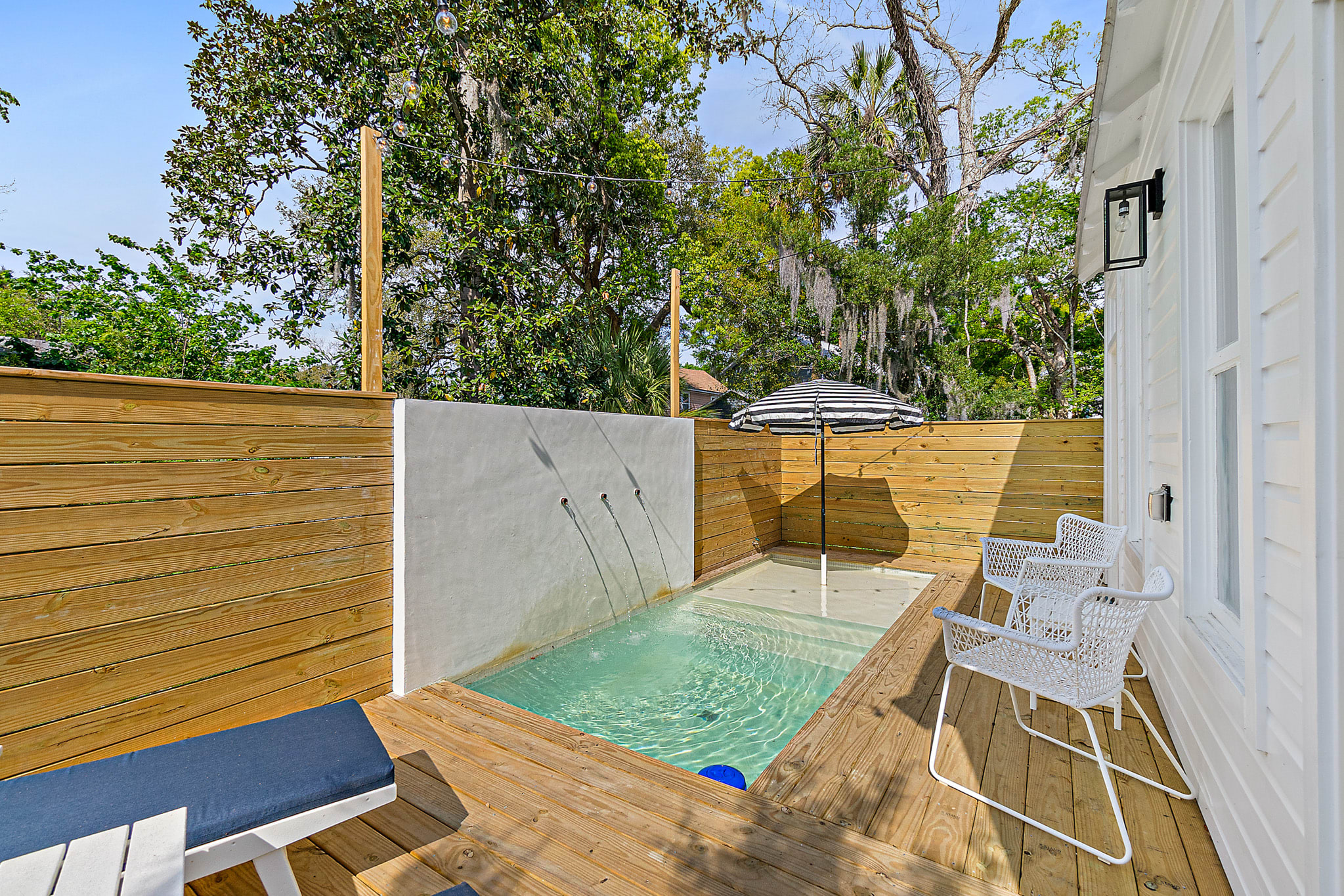 Haven Tiny House - Pool - Walk to Downtown! — photo 20