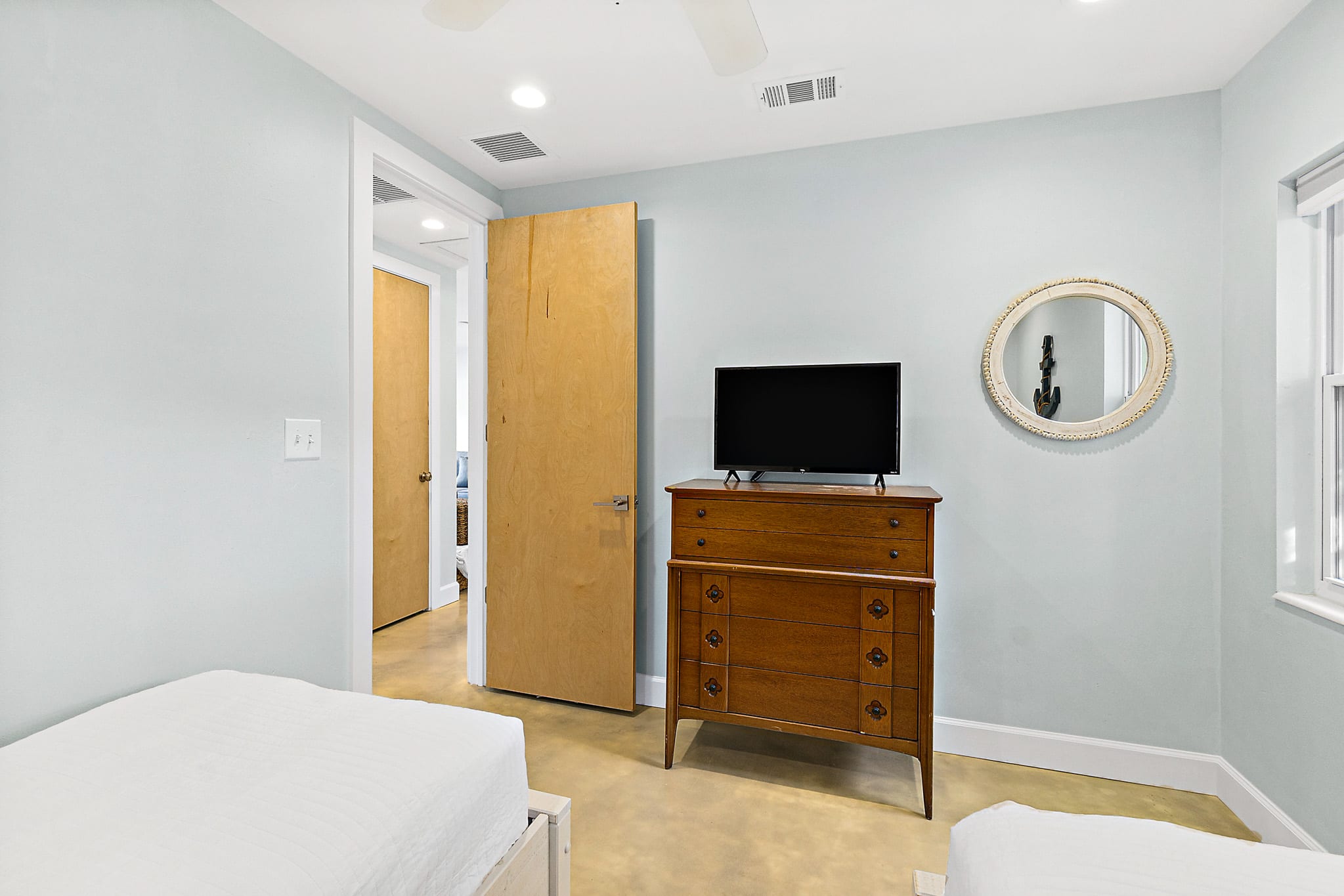 The Flamingo Suite | Heated Pool | Steps to Beach — photo 13