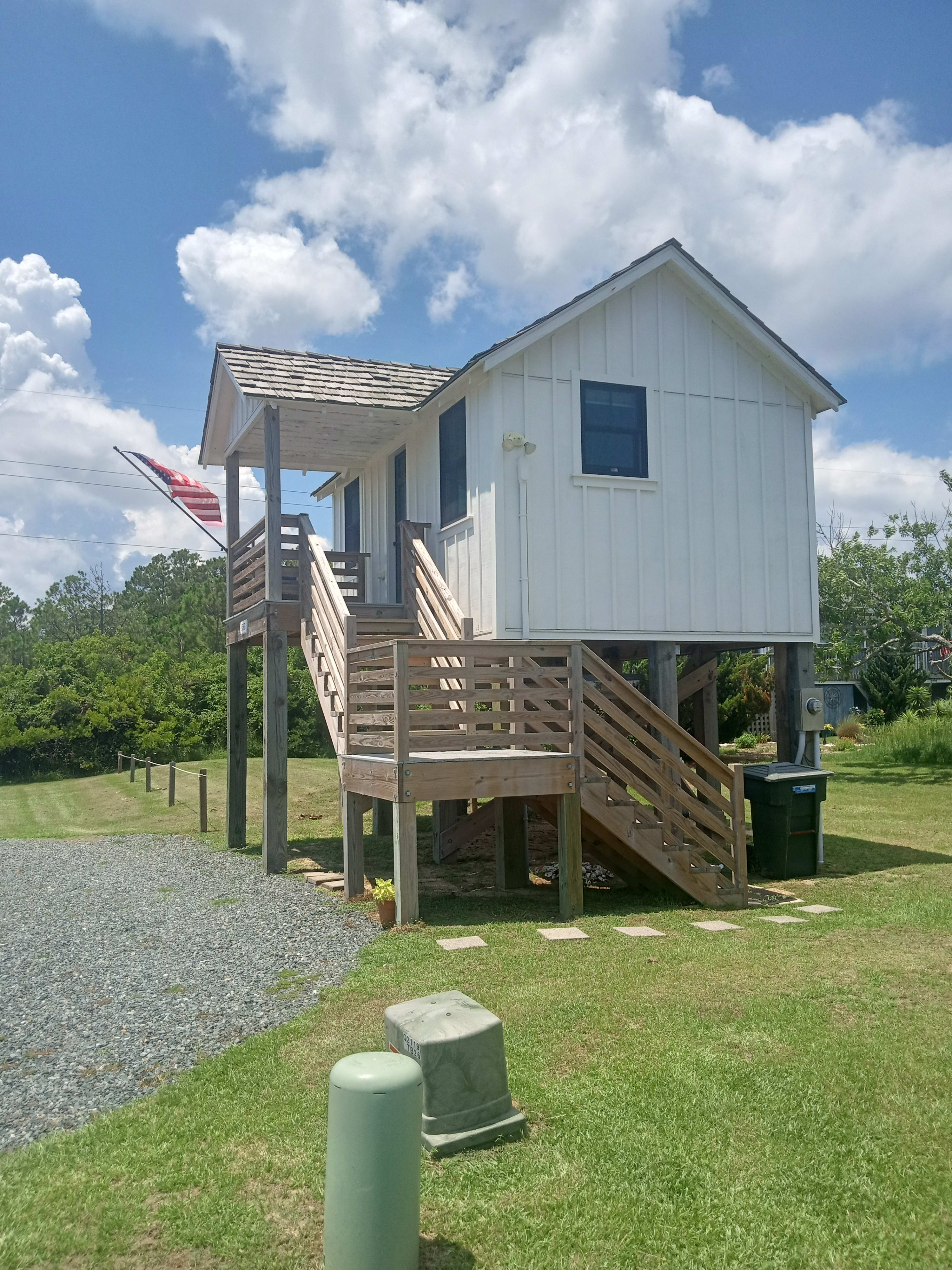 Cuddy Cottage: Cozy Tiny Beach Cottage, One Block from the Beach! — Nags Head, NC — vacation rental