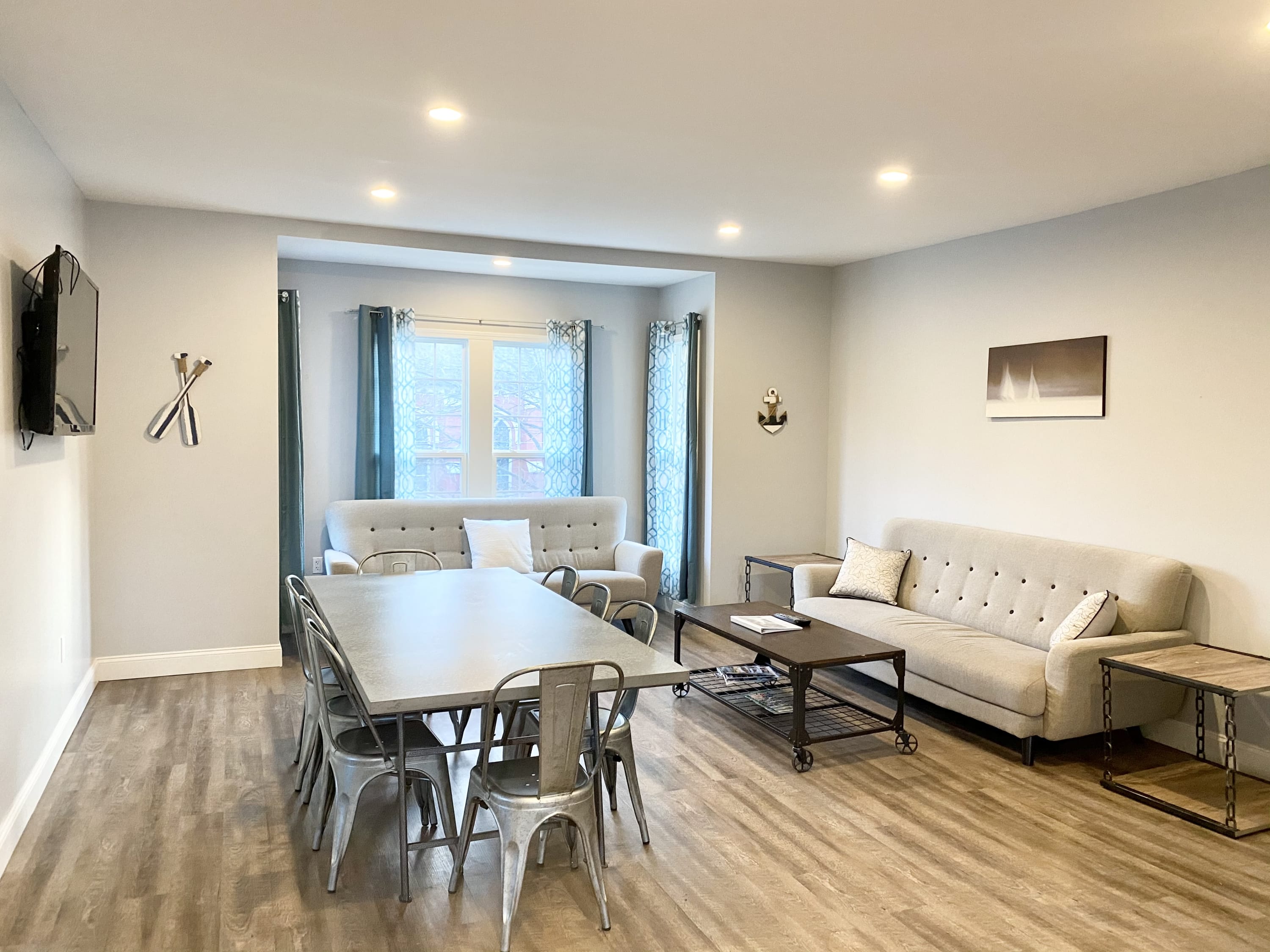 Roe Summer Cottage, Suite B — Watkins Glen, NY — vacation rental