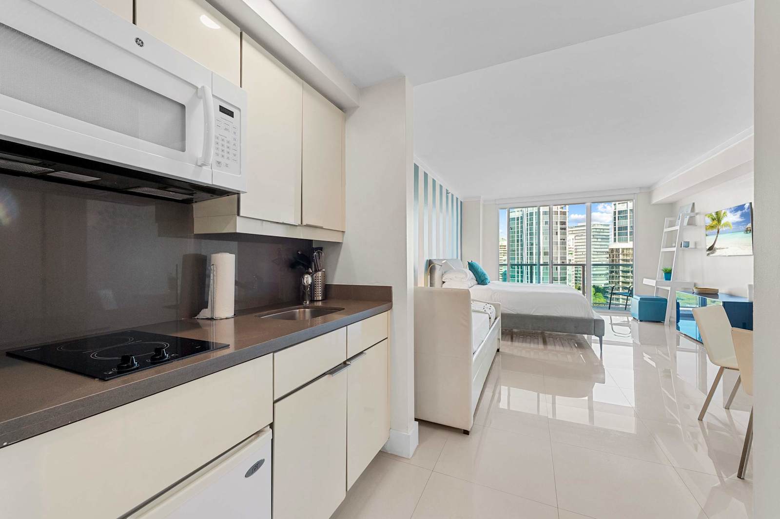 Arya Coconut Grove Luxury Ocean View Studio interior