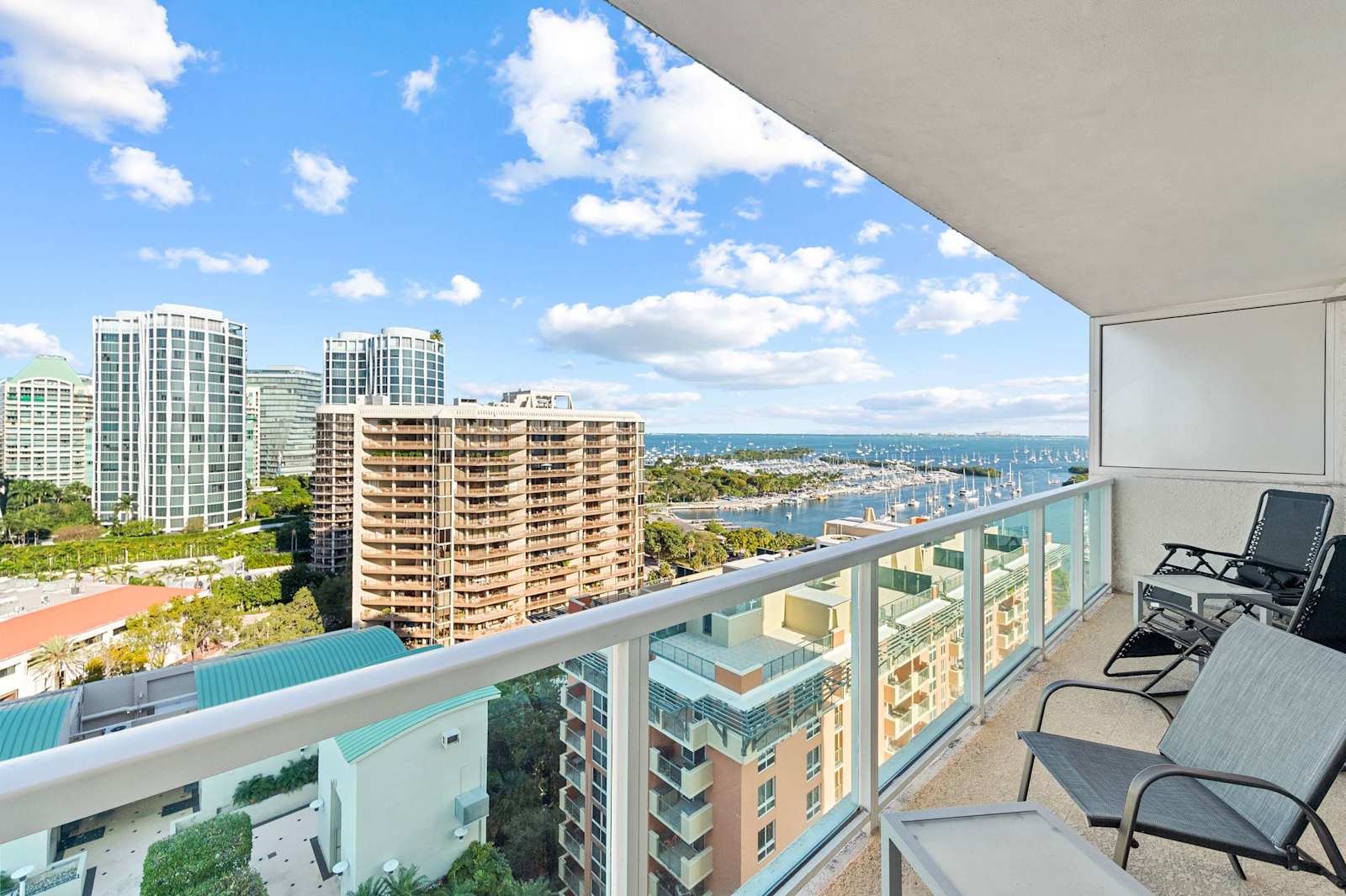 ARYA Luxury Adjoining Suites Ocean View interior