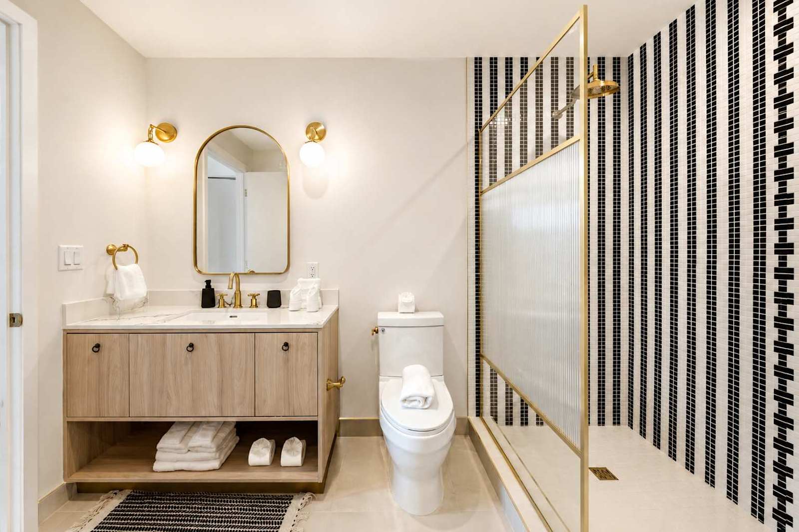 Luxury NoMad Wynwood Suite | Pool Resort + Gym detail 3
