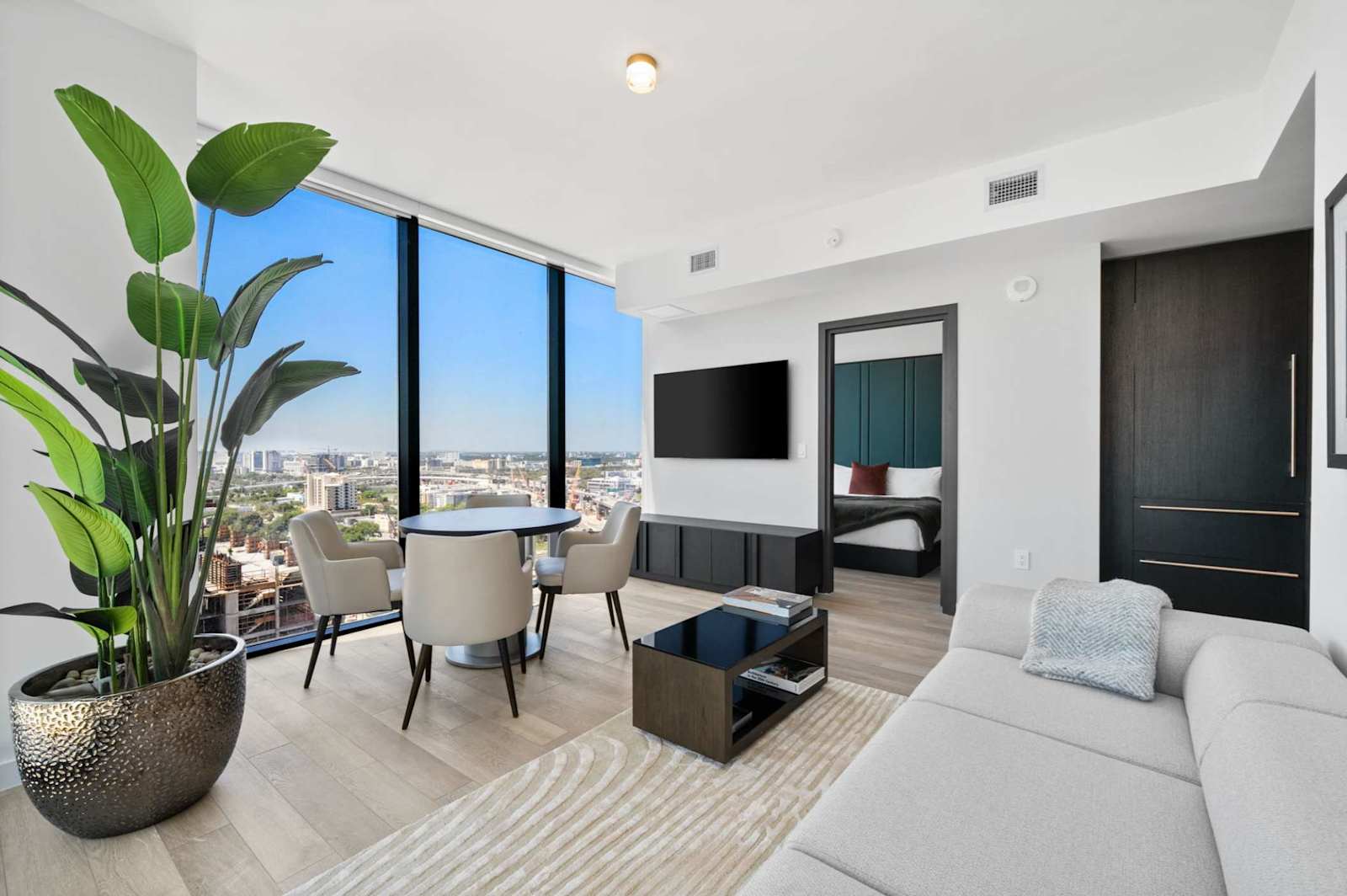 E11EVEN 2BR Luxury Stay with ELITE Amenities detail 3