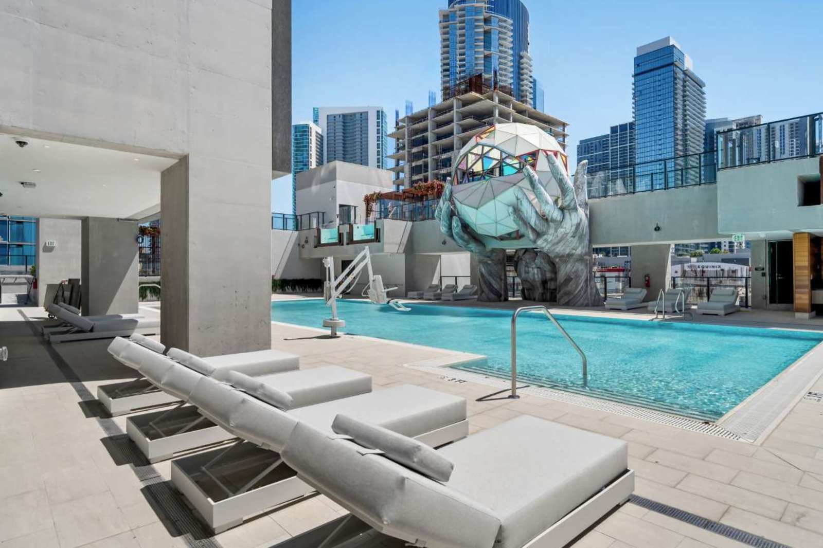 Luxury E11EVEN 1BR Skyline Views & ELITE Amenities detail 2