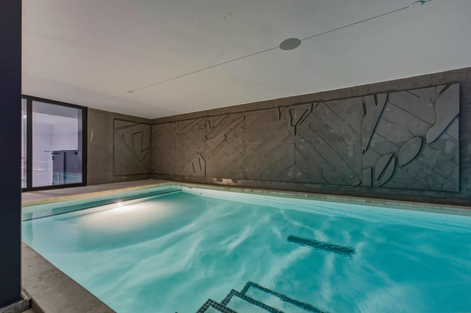Luxury Top Floor E11EVEN Penthouse Private Pool detail 2