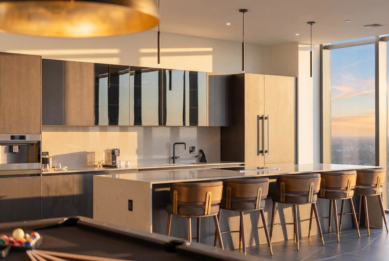 Luxury Top Floor E11EVEN Penthouse Private Pool living space