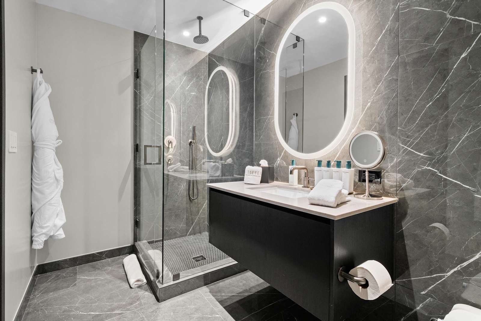 Exectuive E11EVEN Residence with ELITE Amenities detail 2