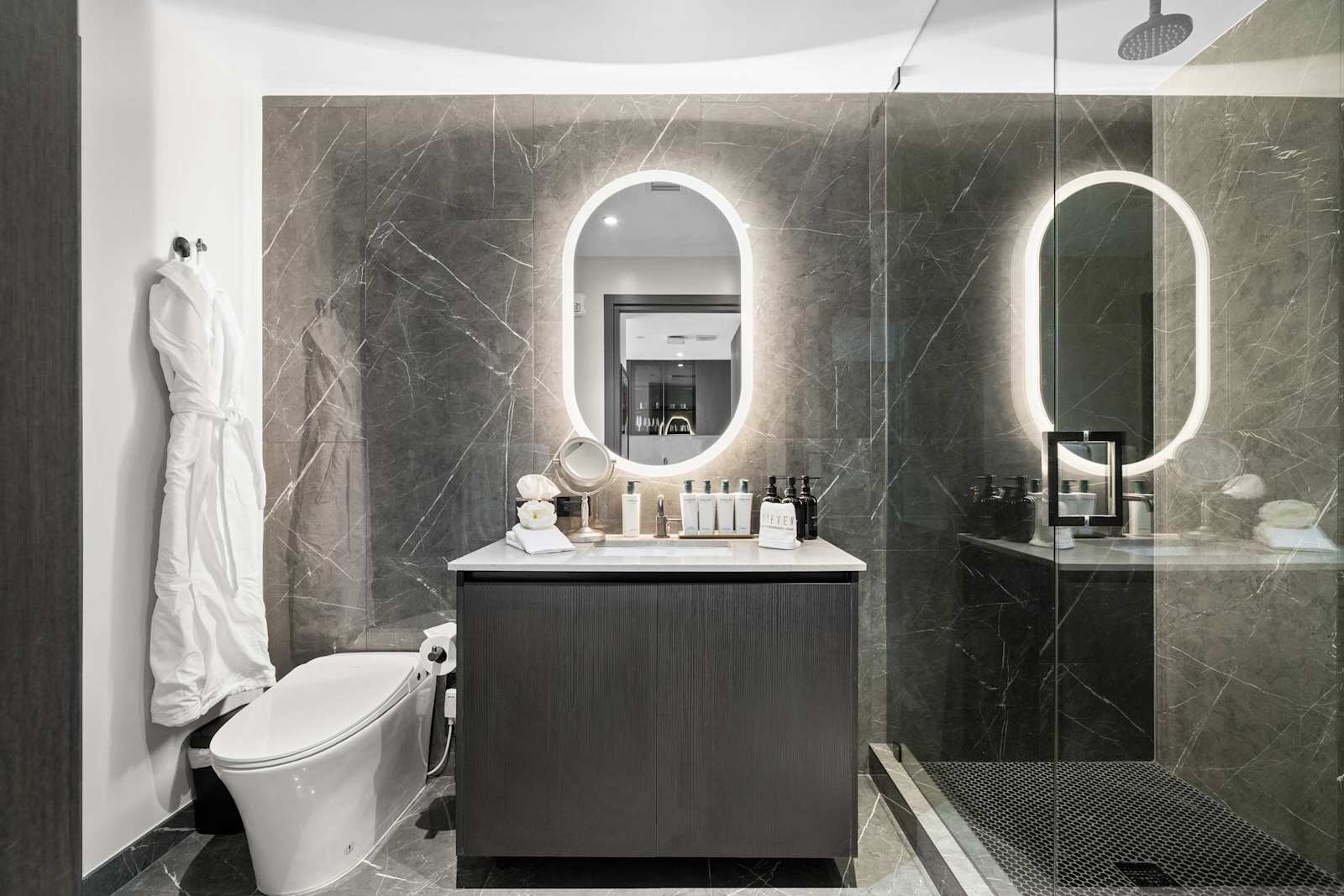 Elite 2BR Condo at E11EVEN with Rooftop Pool living space