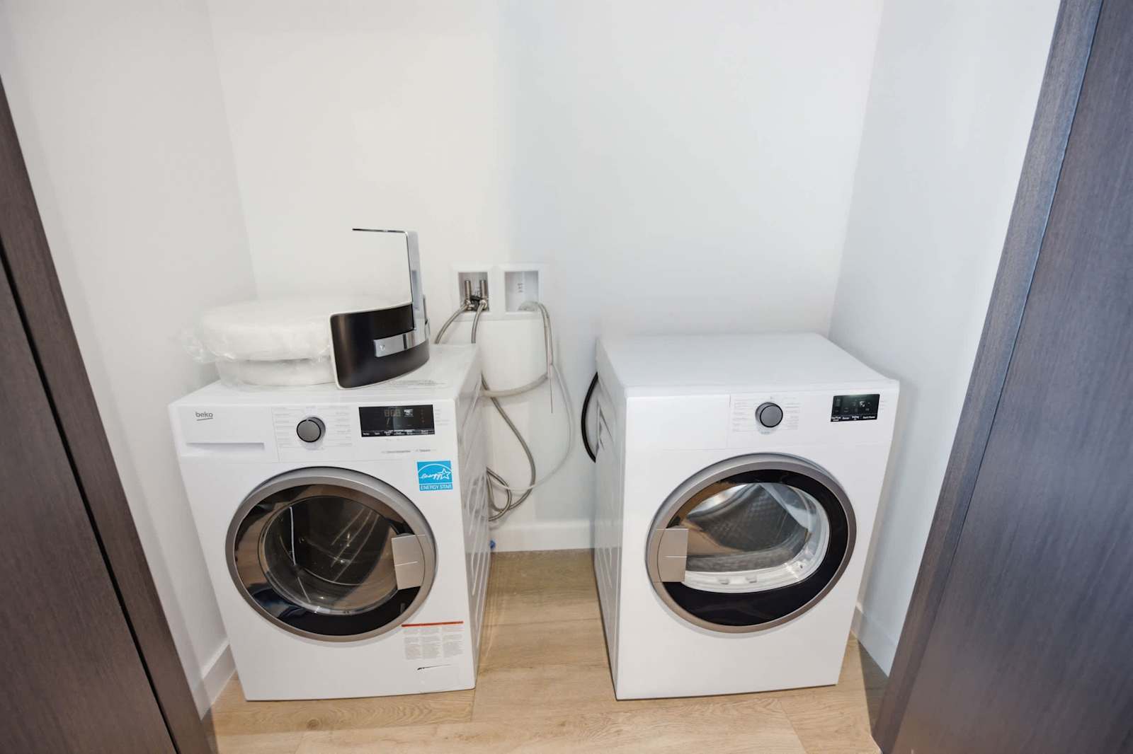 Luxury E11EVEN Skyline Views & ELITE Amenities detail 5