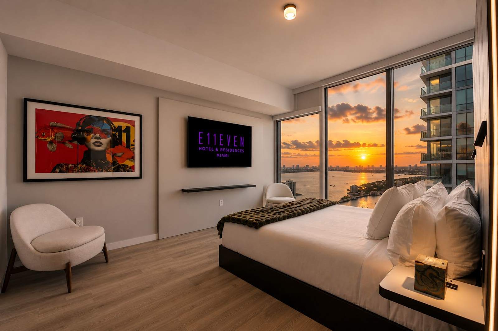 Luxury E11EVEN Skyline Views & ELITE Amenities interior