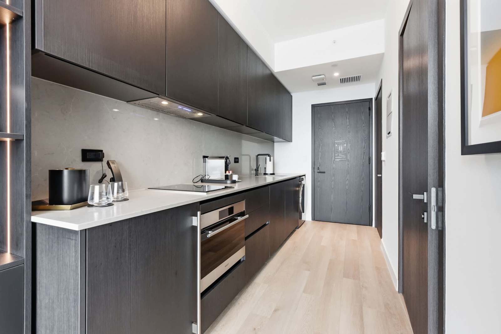 E11EVEN Executive Penthouse Suite with Elite Amenities living space