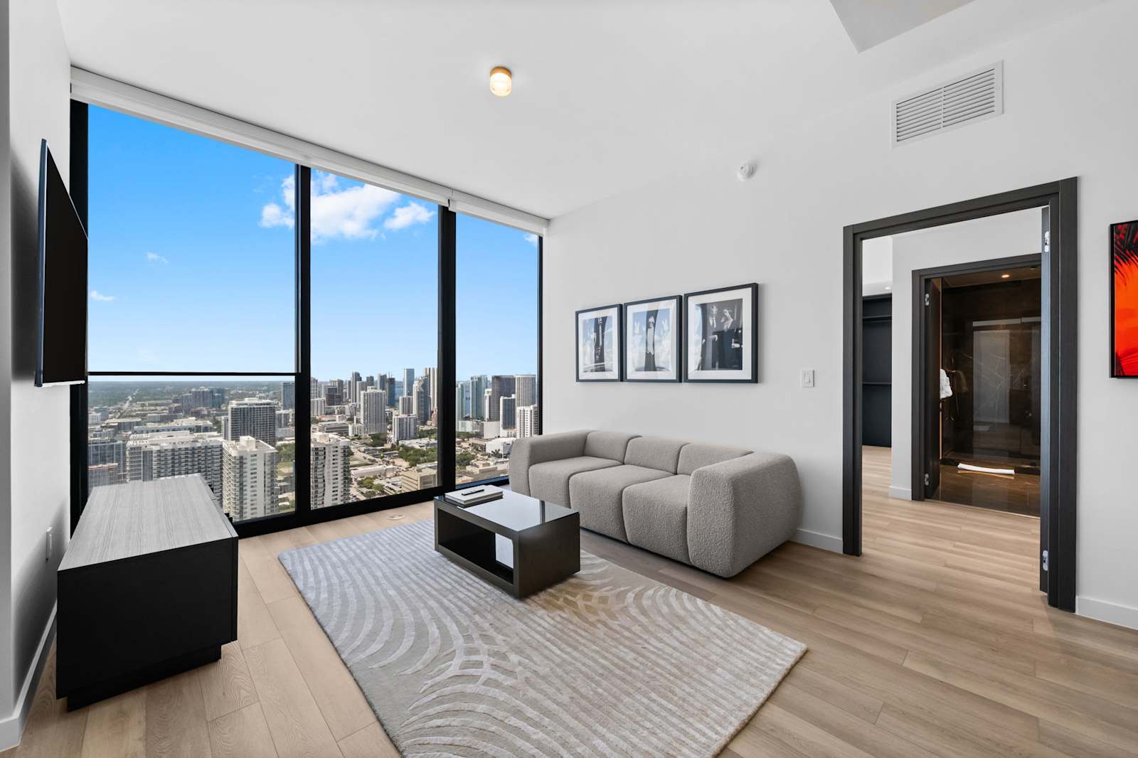 Exclusive 2BR Luxury Residence at The E11even detail 6