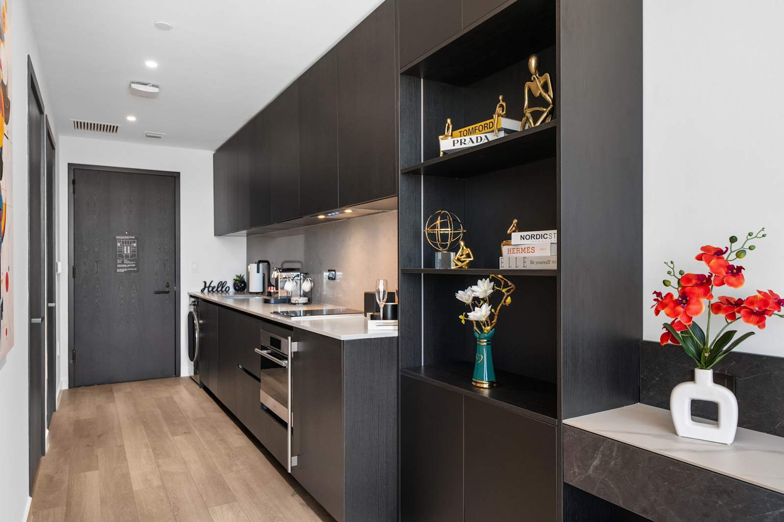 E11EVEN Superior Suite with Elite Amenities living space