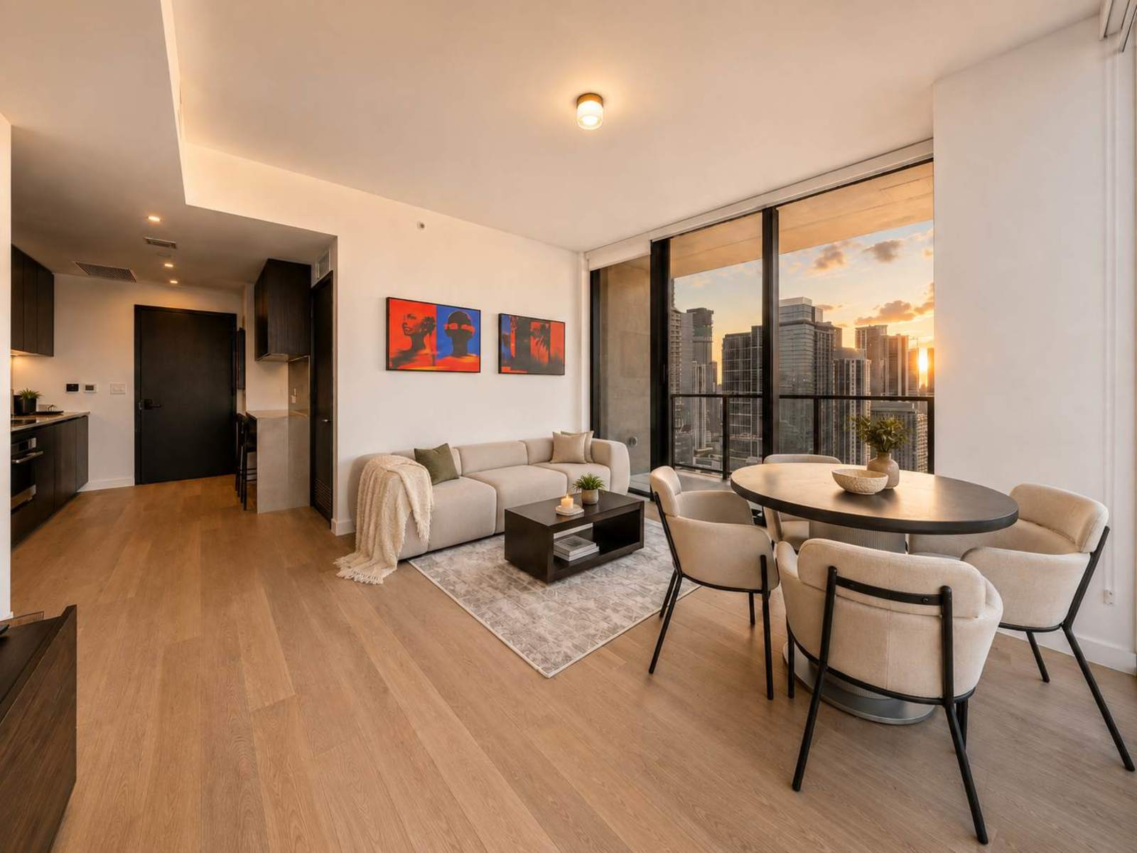 Brand New E11even Residences Suite with Ocean View detail 5