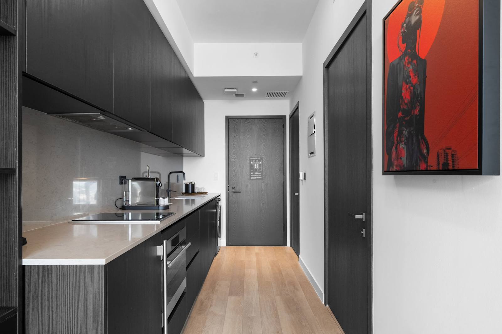 E11EVEN Studio Suite w/ Rooftop Pool City Views detail 6