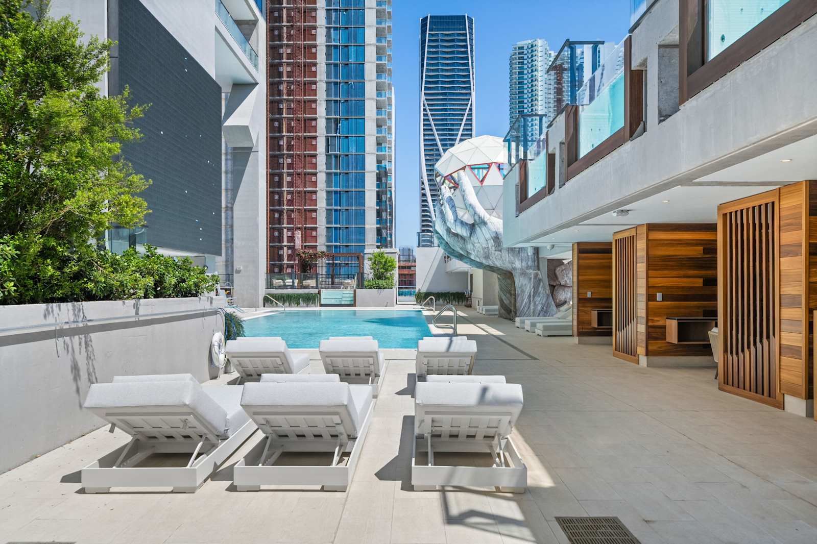 Stunning Studio Suite At The E11EVEN Residences interior