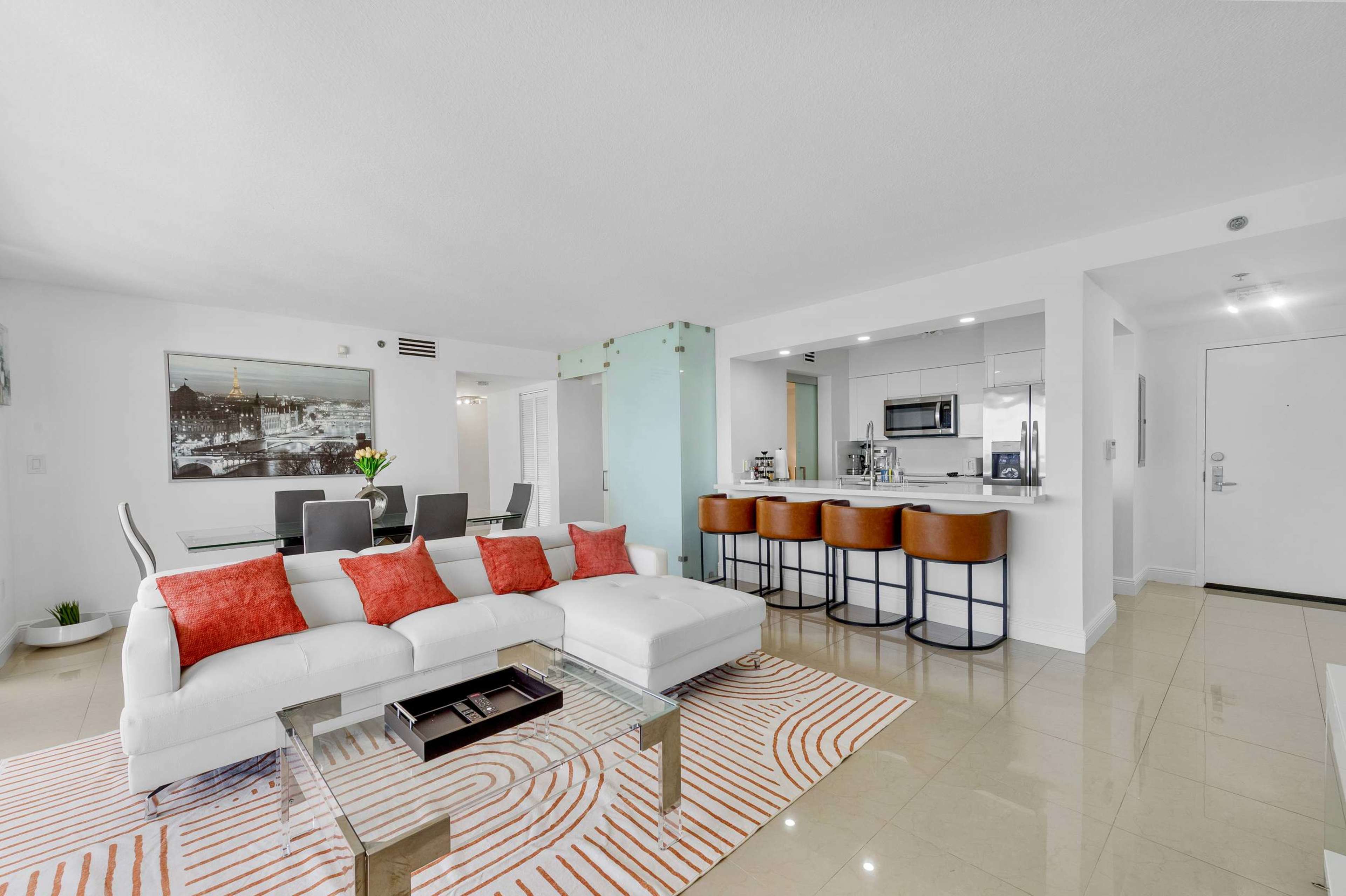 The Club Brickell Bay photo 2