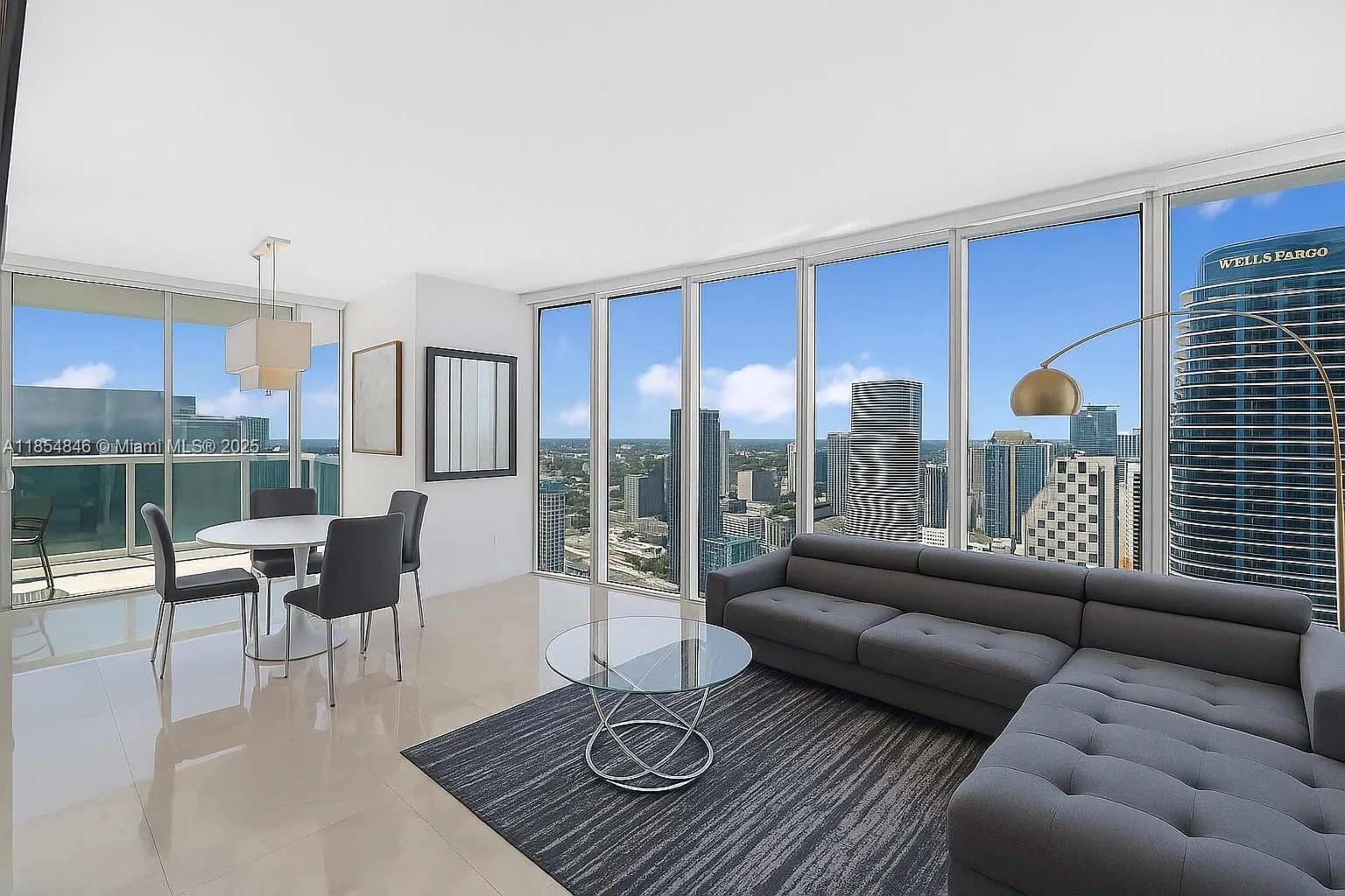 The Icon Brickell photo 5
