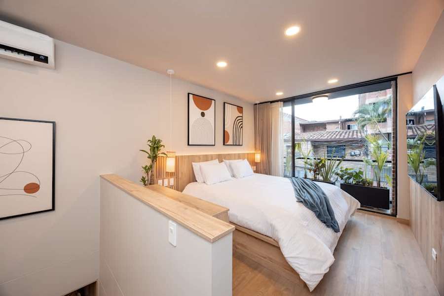 Digital Nomad Paradise 1BR unit with A/C in Manila, Guesty gallery image 1