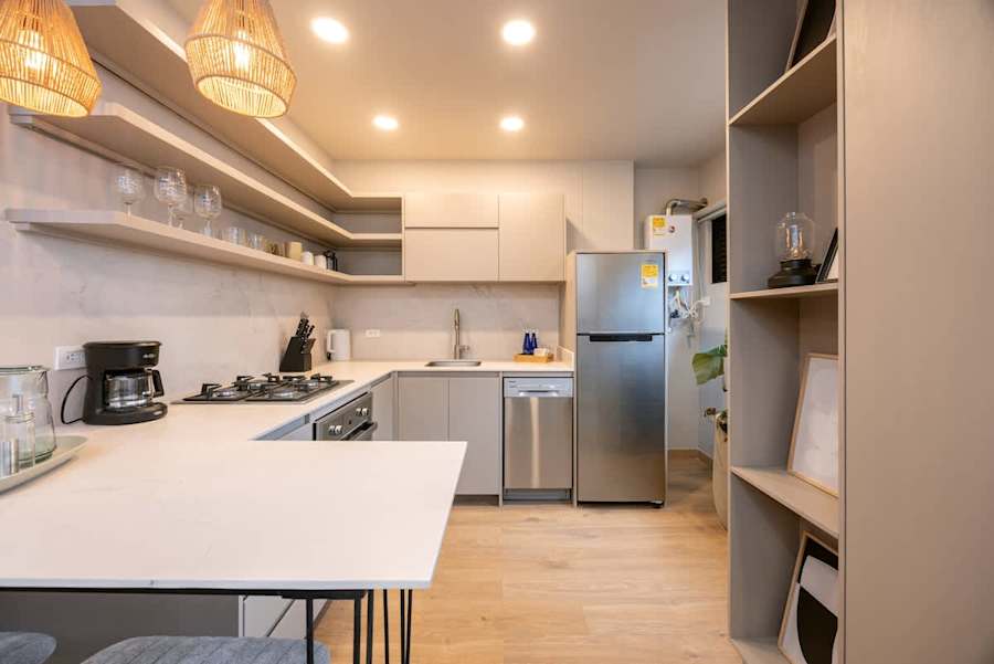 Digital Nomad Paradise 2BR unit with A/C in Manila, Guesty gallery image 18