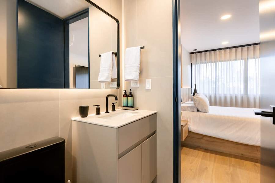 Digital Nomad Paradise 2BR unit Steps from Manila, Guesty gallery image 20