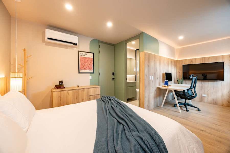 Digital Nomad Paradise 1BR Premium unit with A/C, Guesty gallery image 5